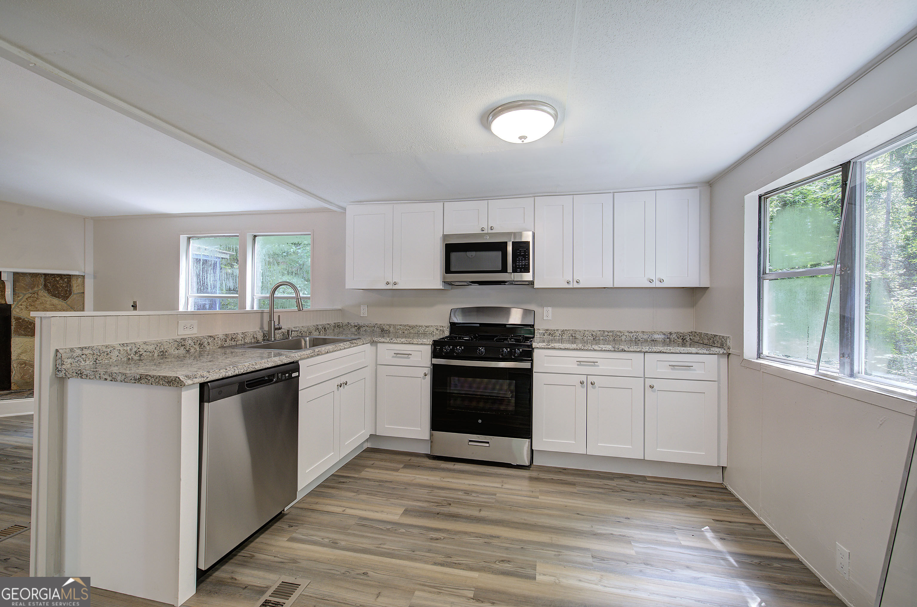 5160 E Holiday Court Se Property Photo 13