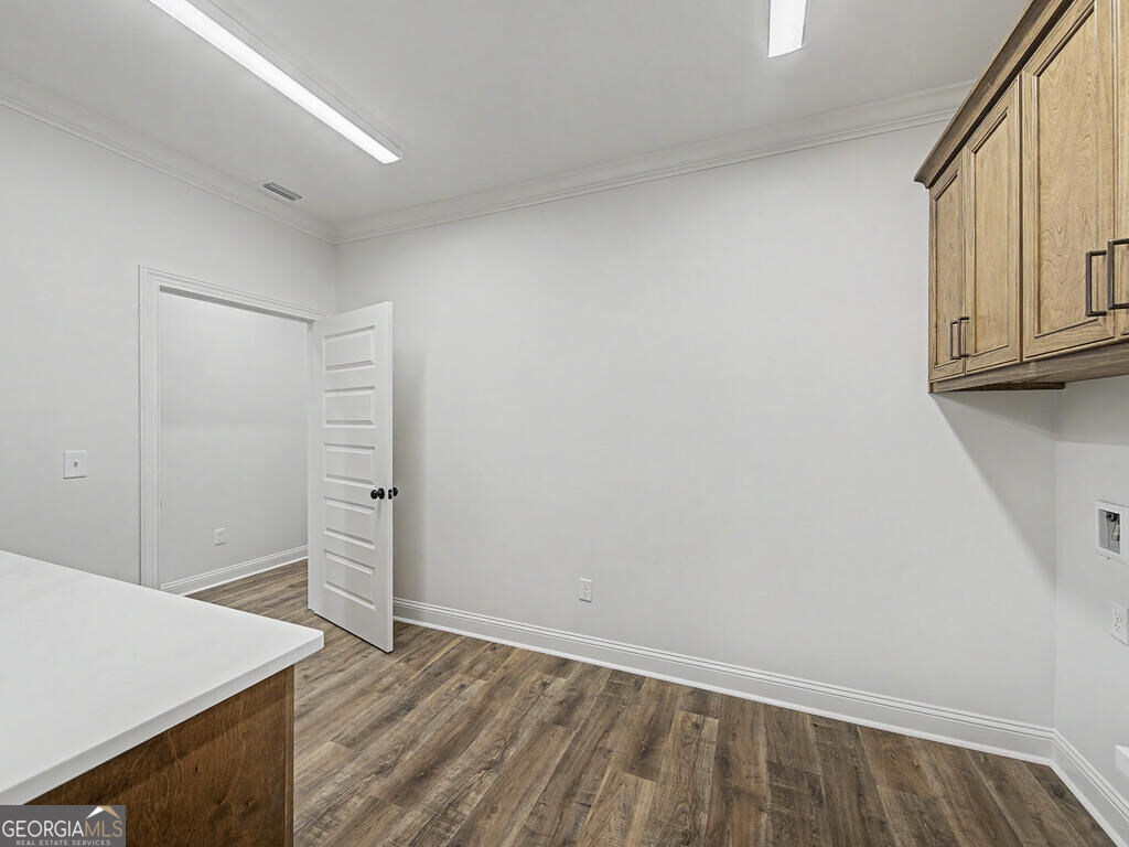 2300 Thomas Street Property Photo 25