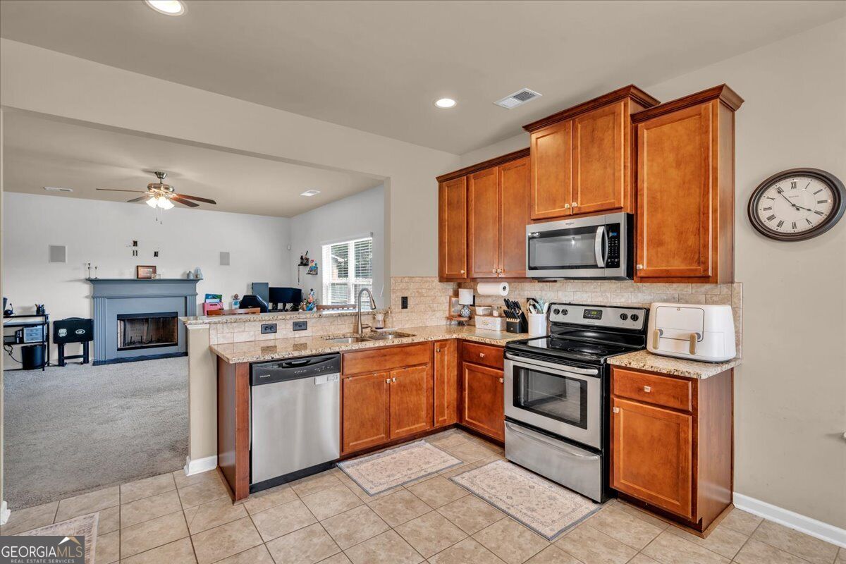 200 Amelia Drive Property Photo 13