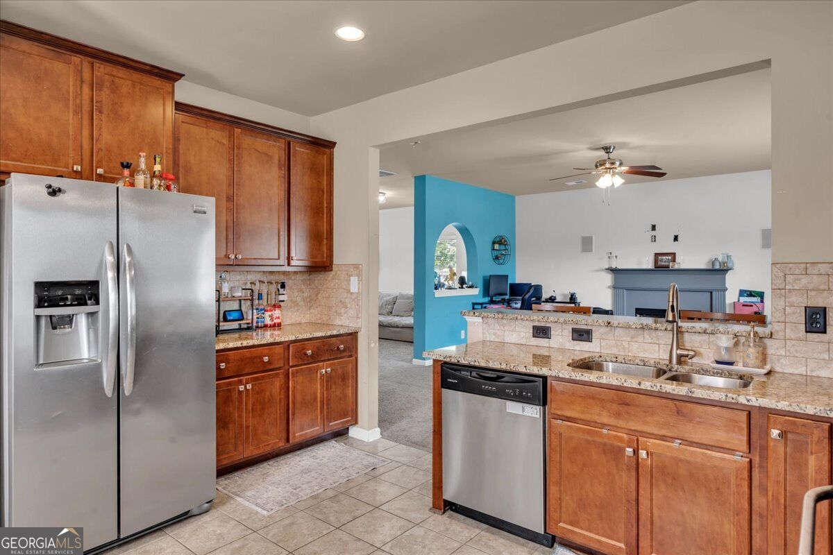 200 Amelia Drive Property Photo 14