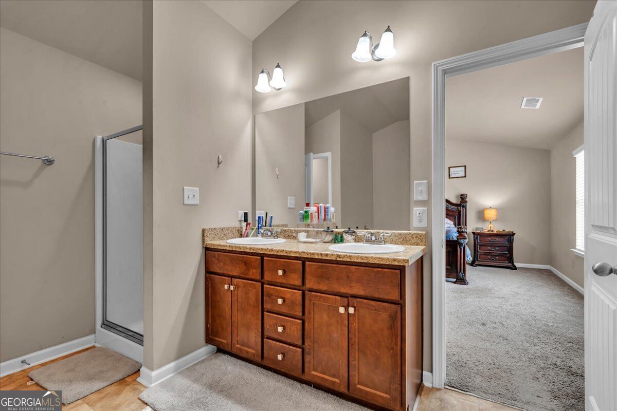 200 Amelia Drive Property Photo 25