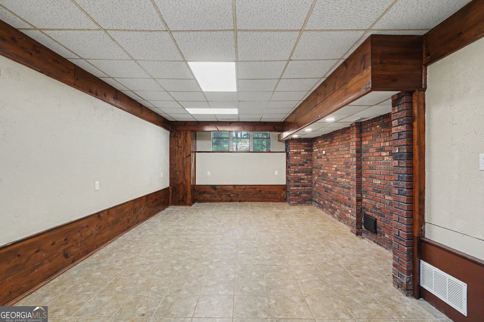 498 Millers Mill Road Property Photo 12