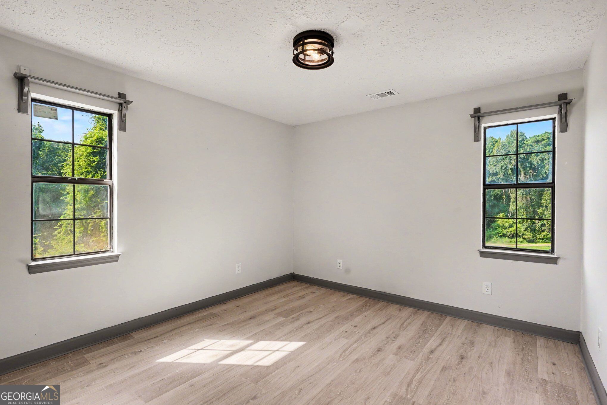 498 Millers Mill Road Property Photo 19