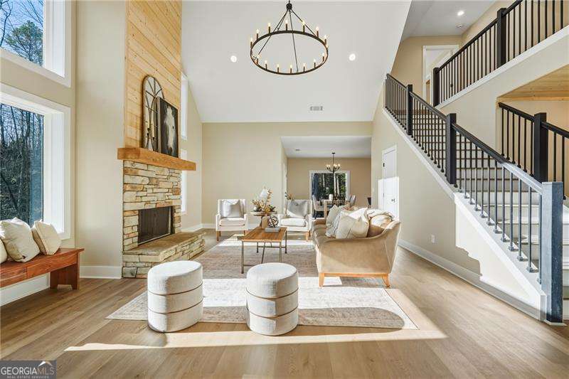 23 Echota Court Property Photo 3