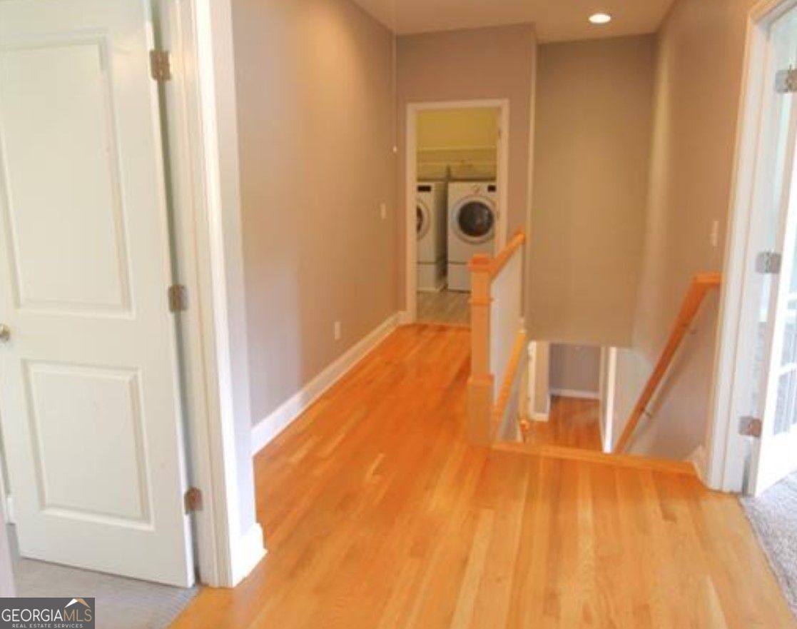 3293 Covington Highway Property Photo 19