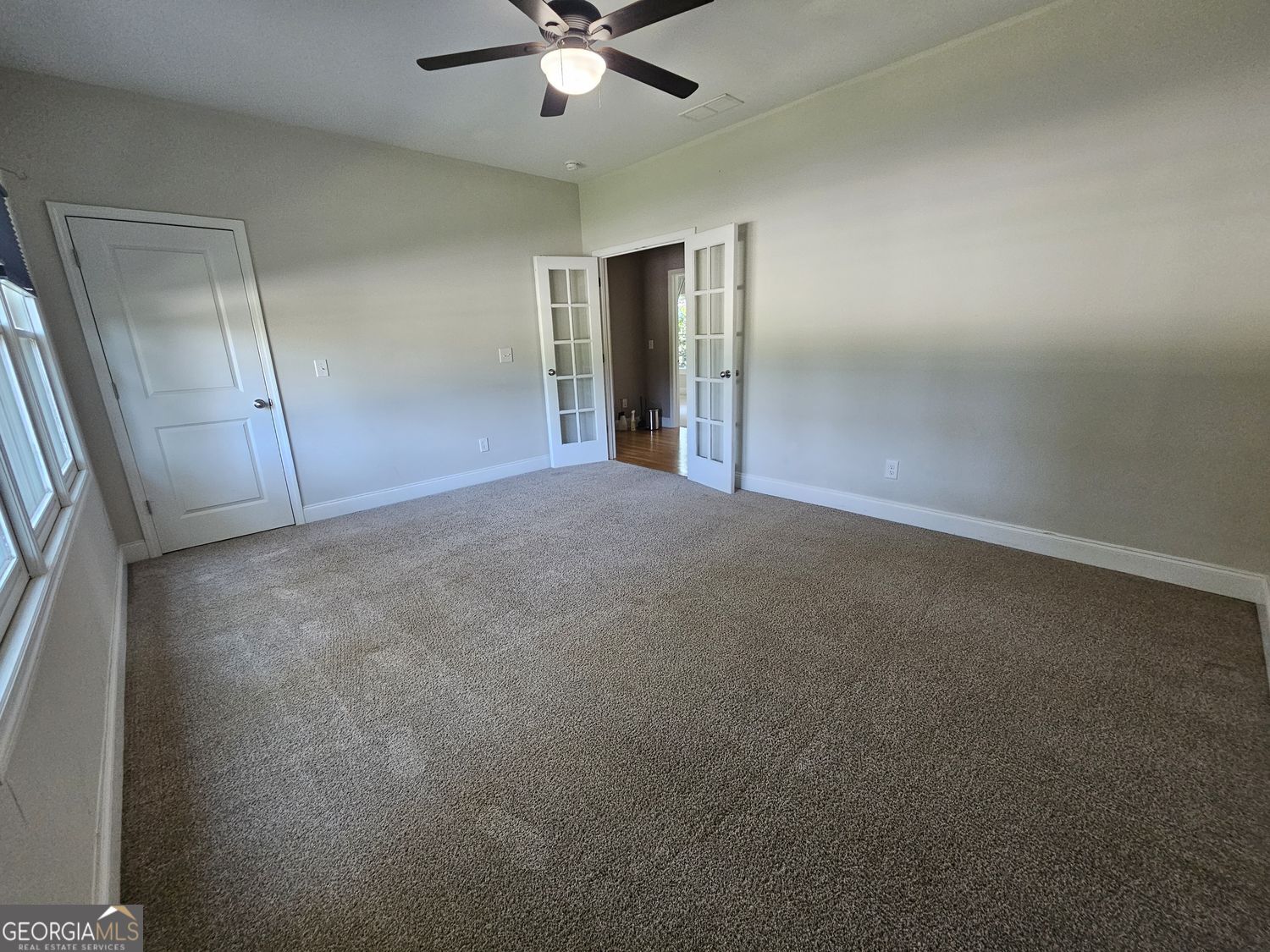 3293 Covington Highway Property Photo 27