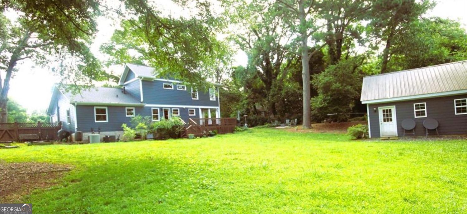 3293 Covington Highway Property Photo 44