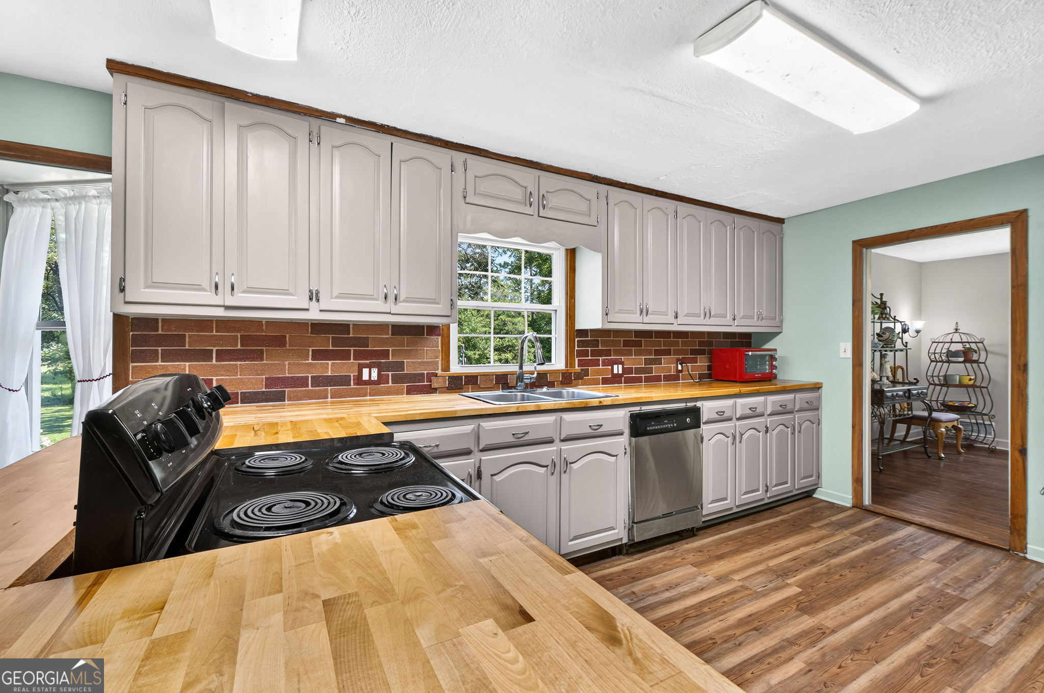 169 Silver Dollar Road Property Photo 18