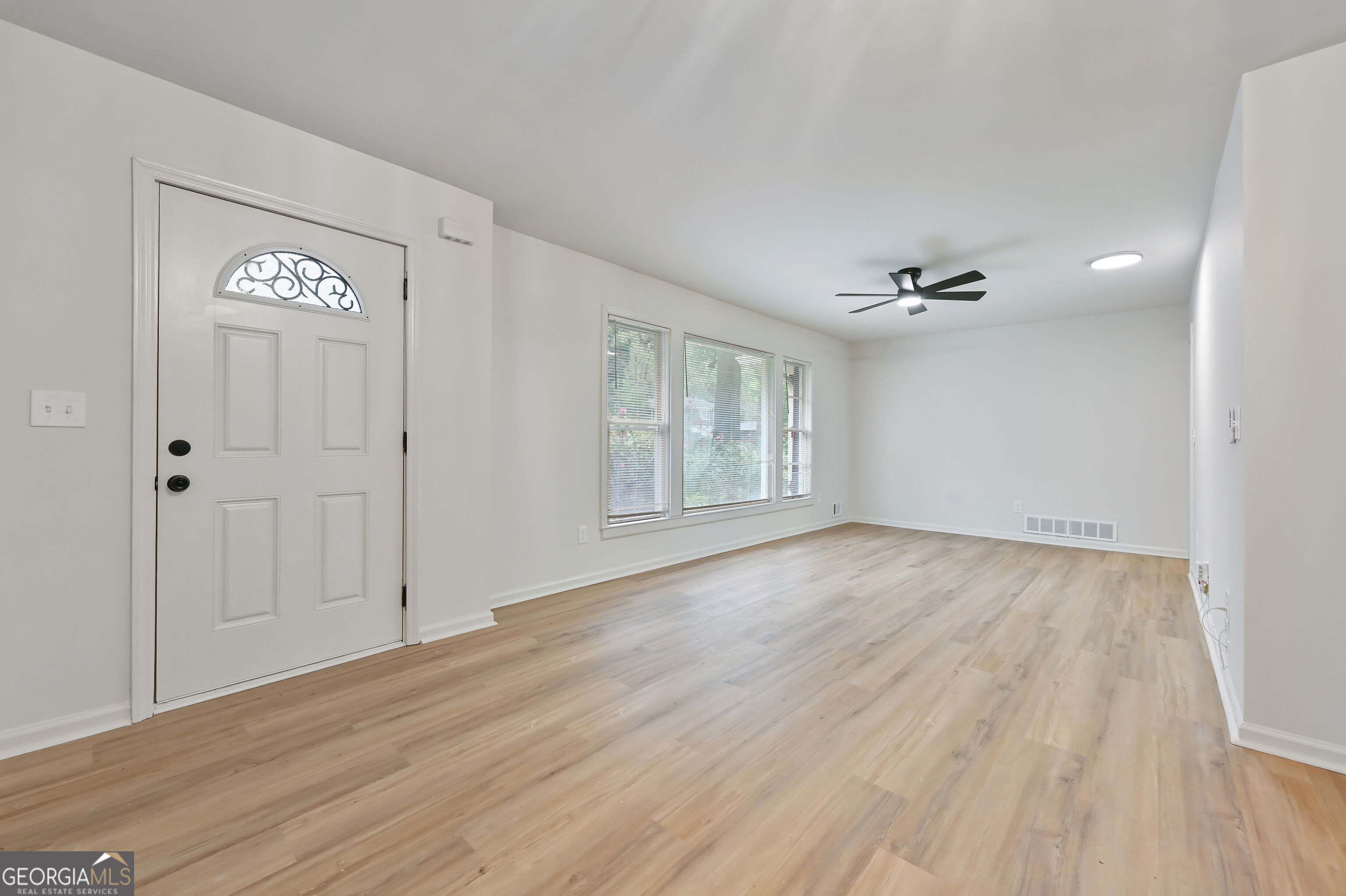 2529 Riggs Drive Property Photo 4