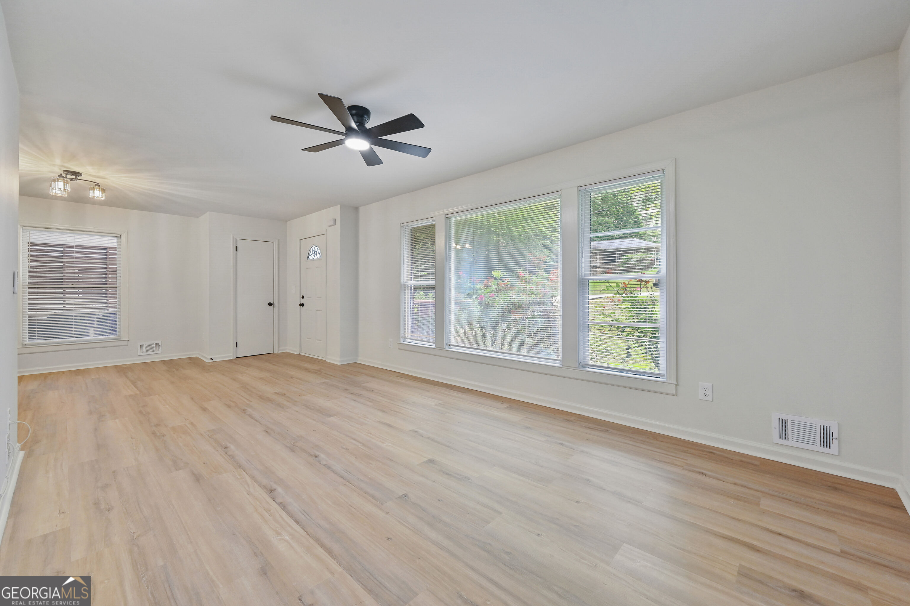 2529 Riggs Drive Property Photo 5