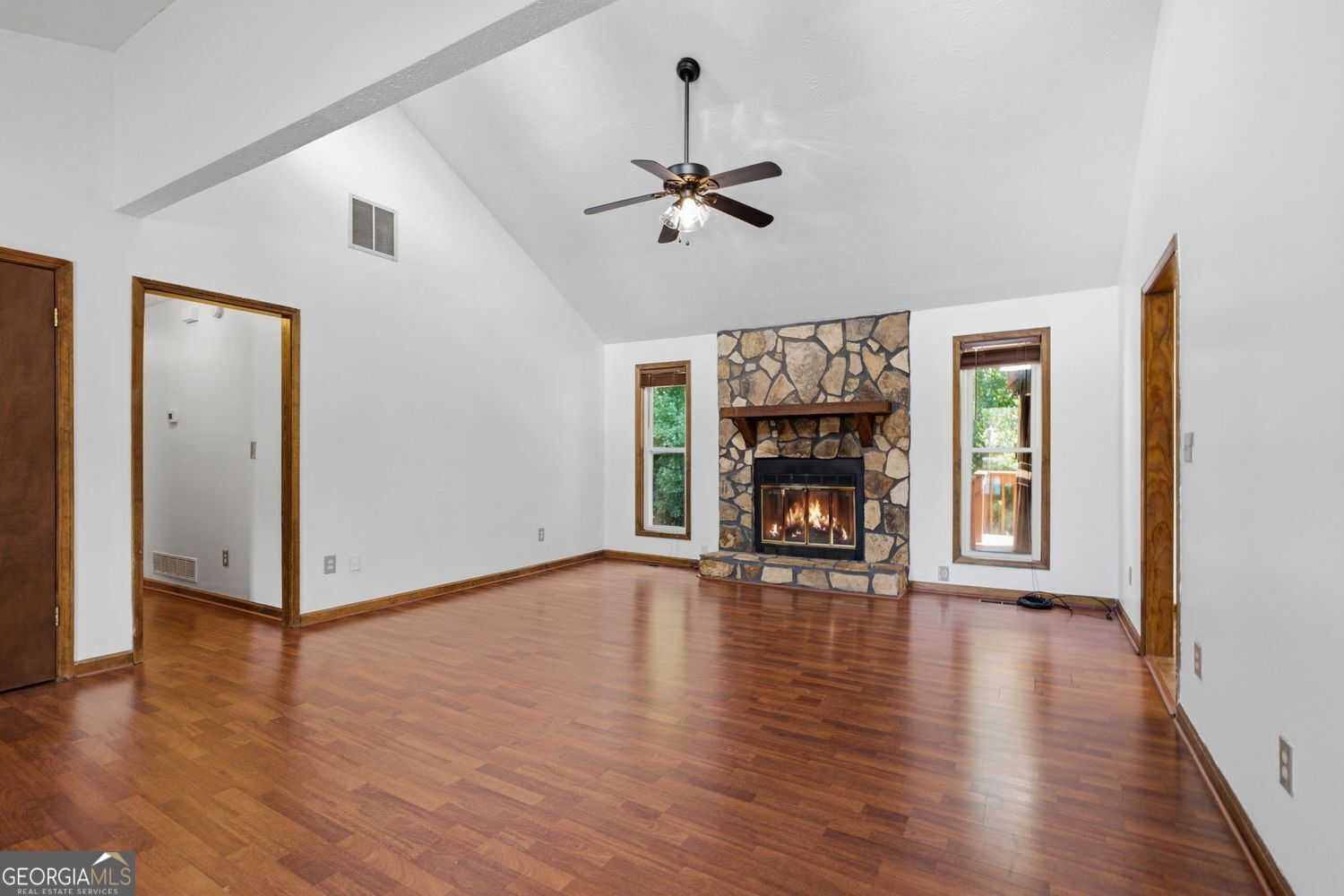 2890 Creekwood Lane Nw Property Photo 4