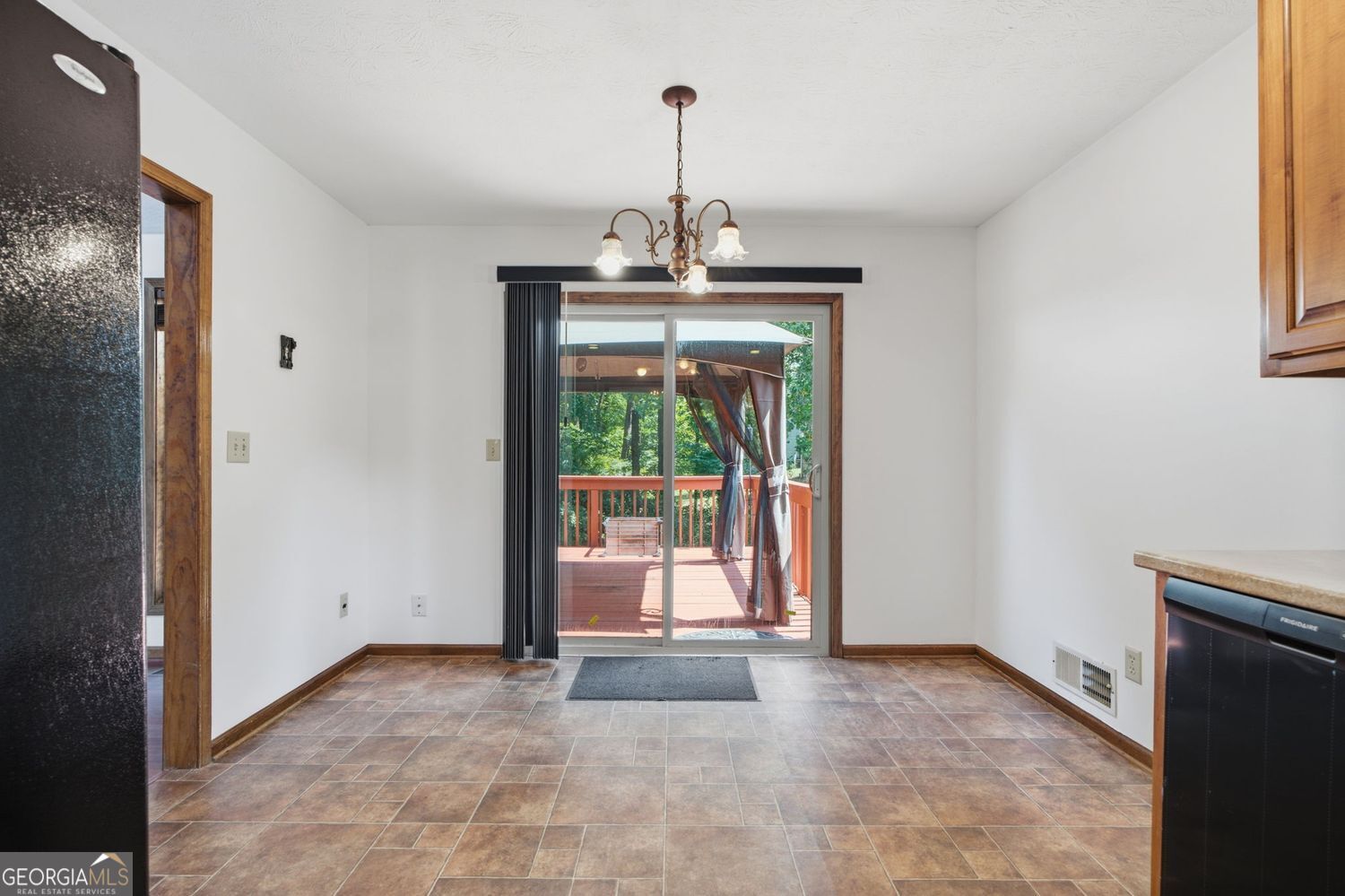 2890 Creekwood Lane Nw Property Photo 10
