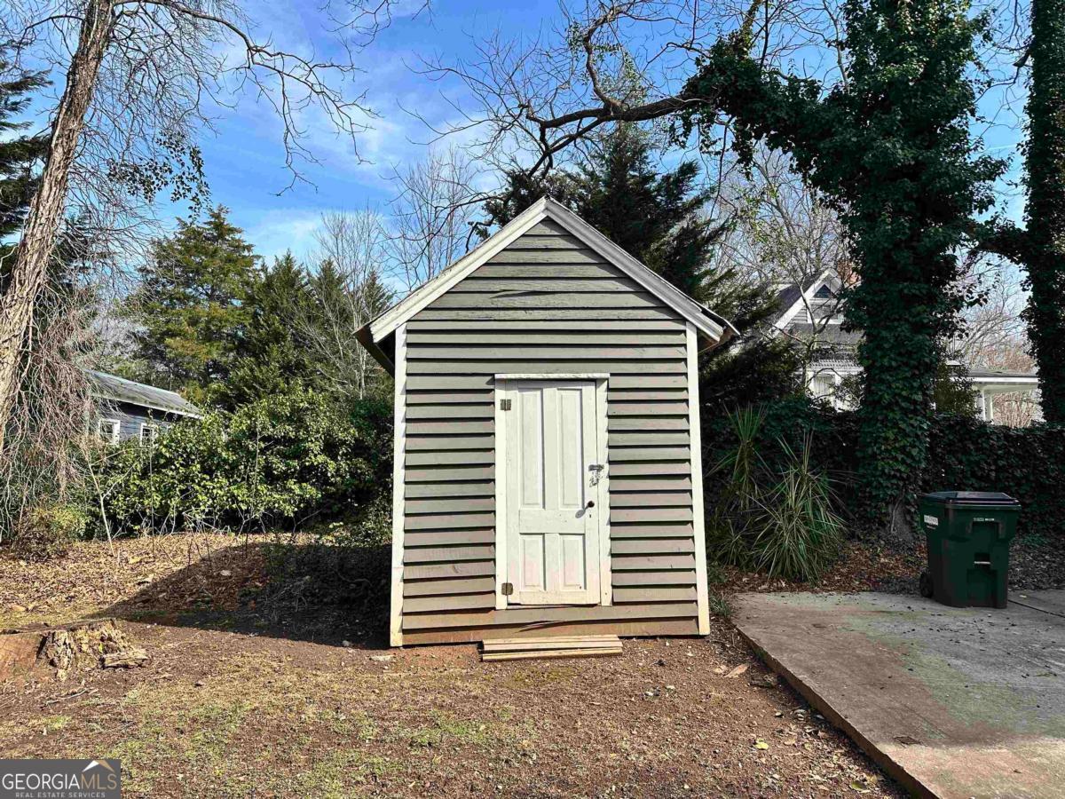 205 N Second Street Property Photo 7