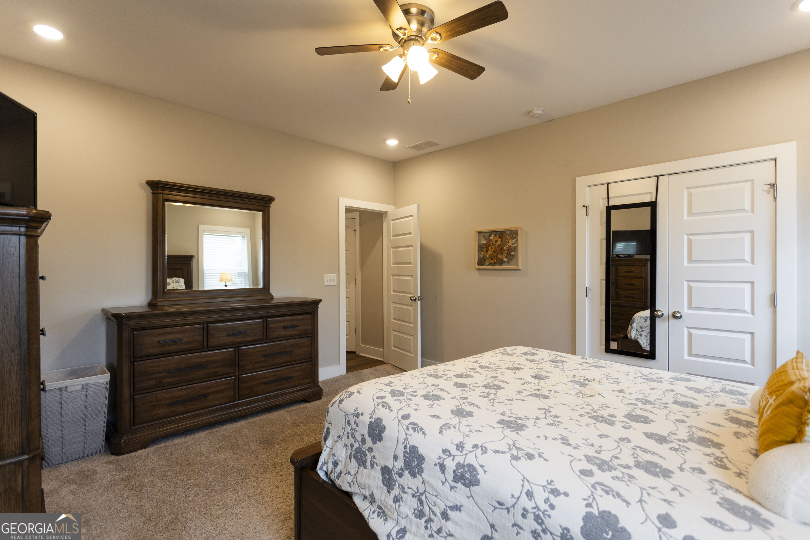 301 Savannah Drive Property Photo 15