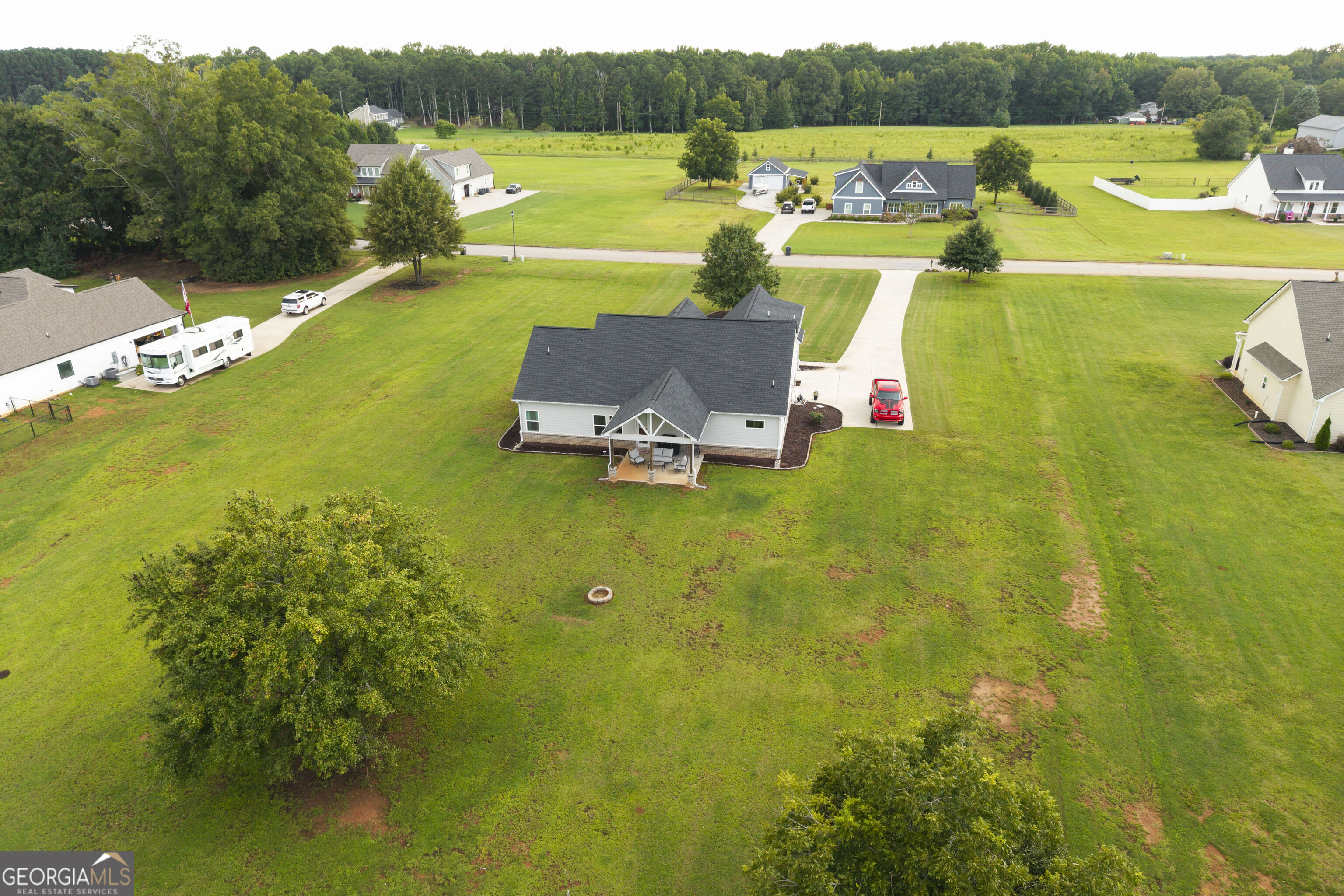 301 Savannah Drive Property Photo 40