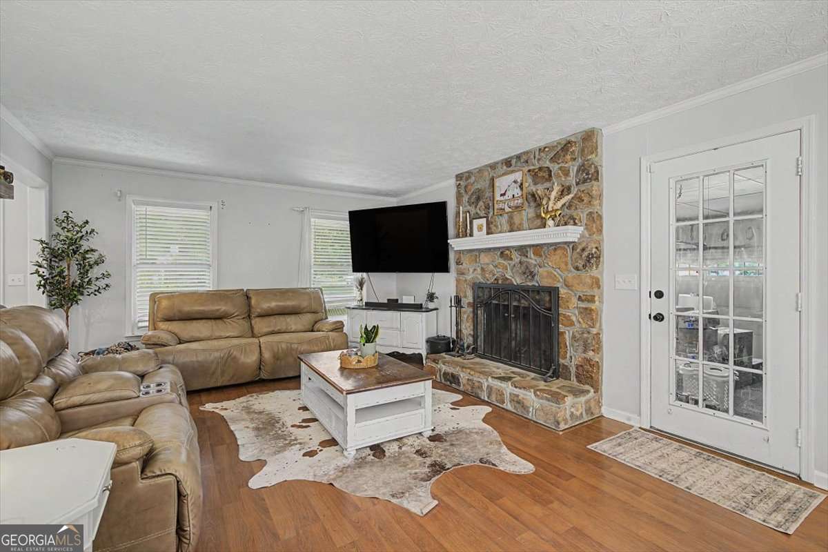 26 Gray Rock Drive Nw Property Photo 5