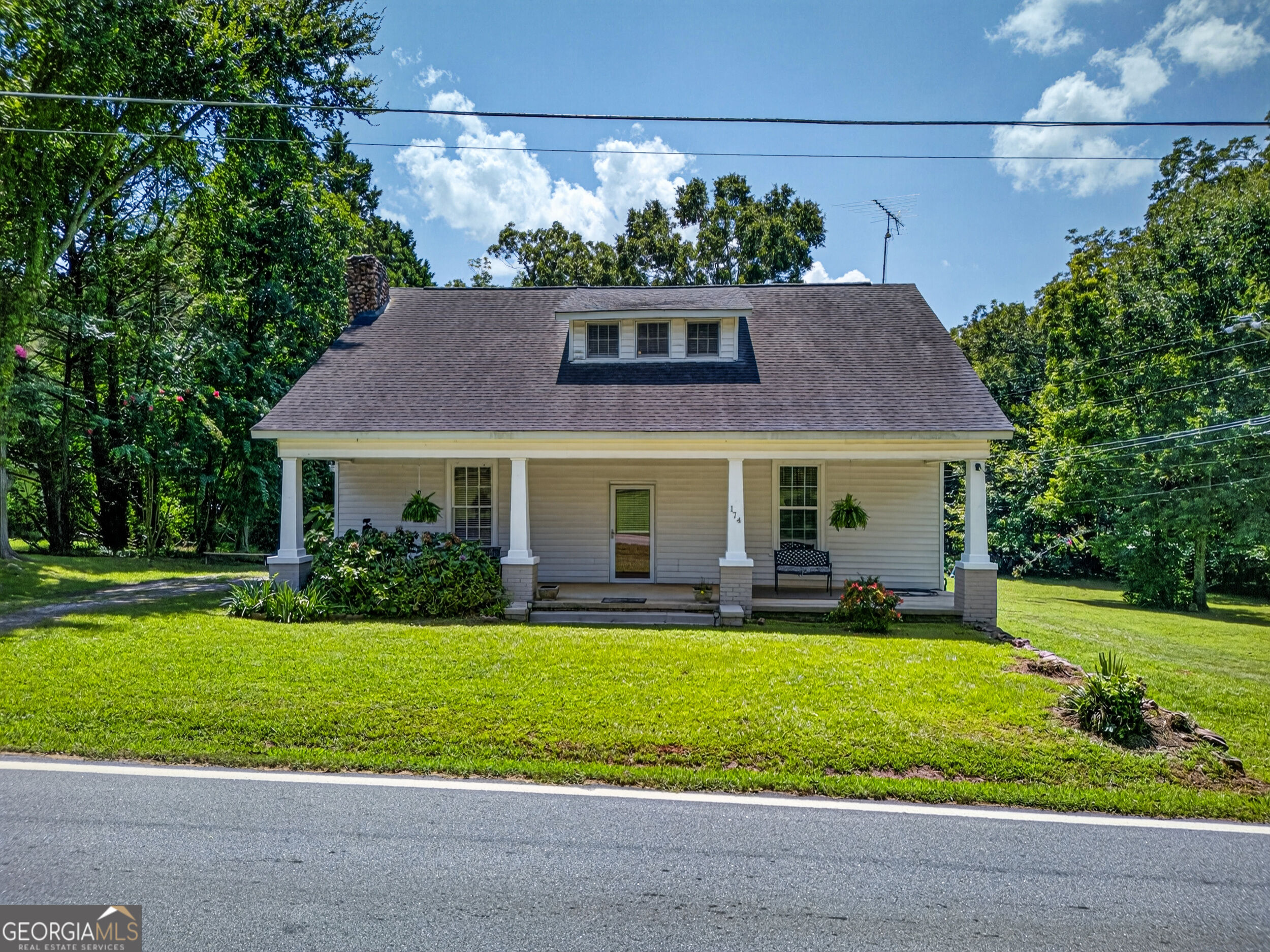174 Sanford Drive Property Photo 1