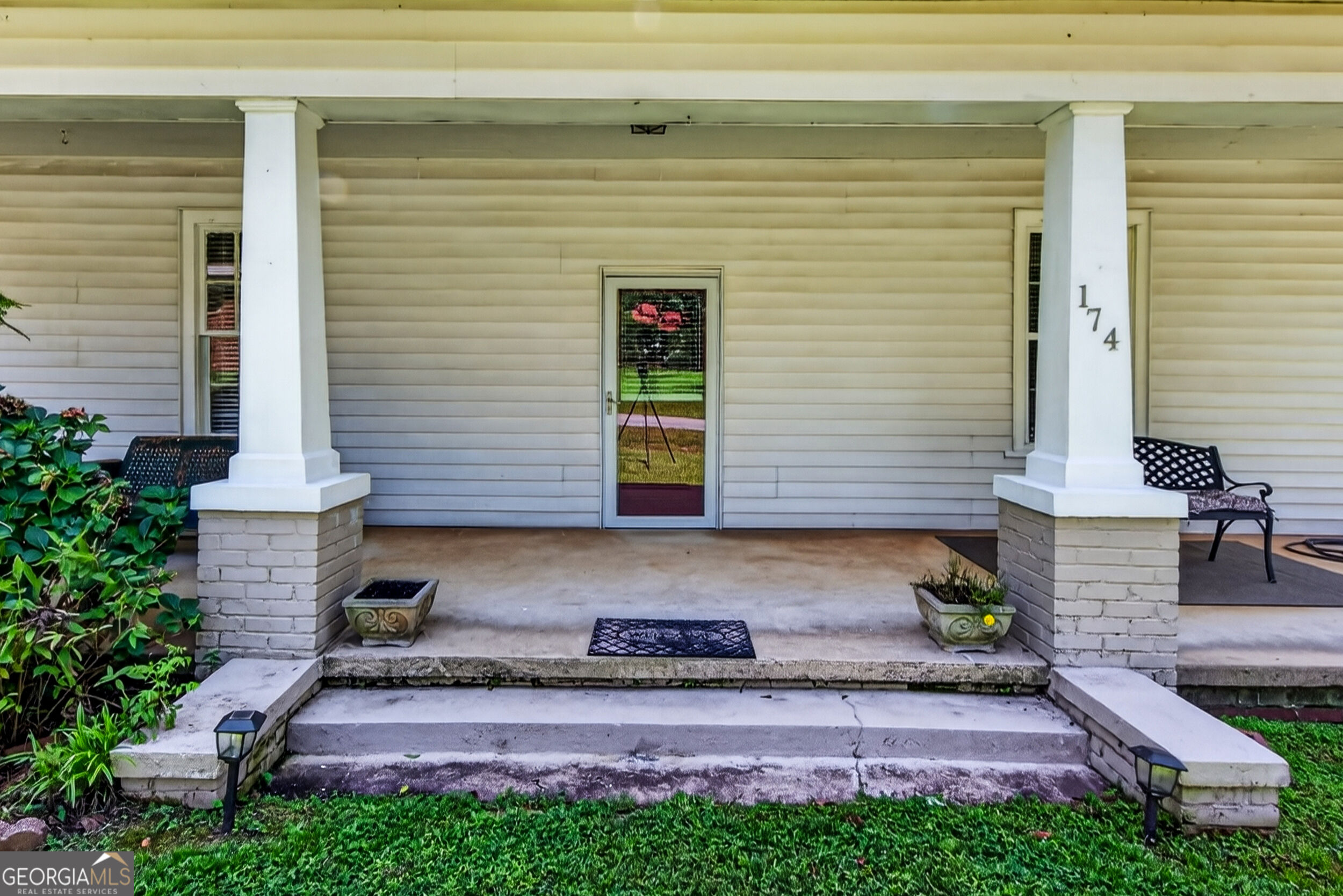 174 Sanford Drive Property Photo 3