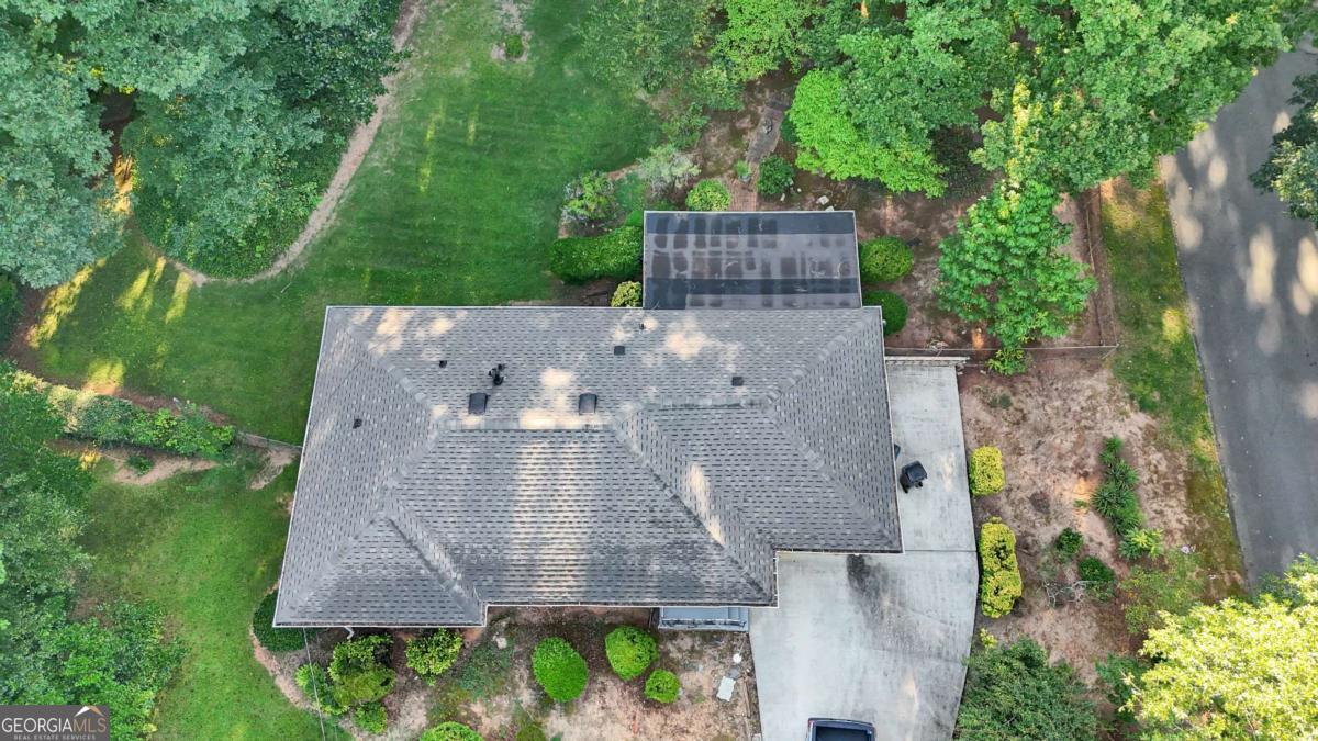 2560 Wood Valley Drive Property Photo 31
