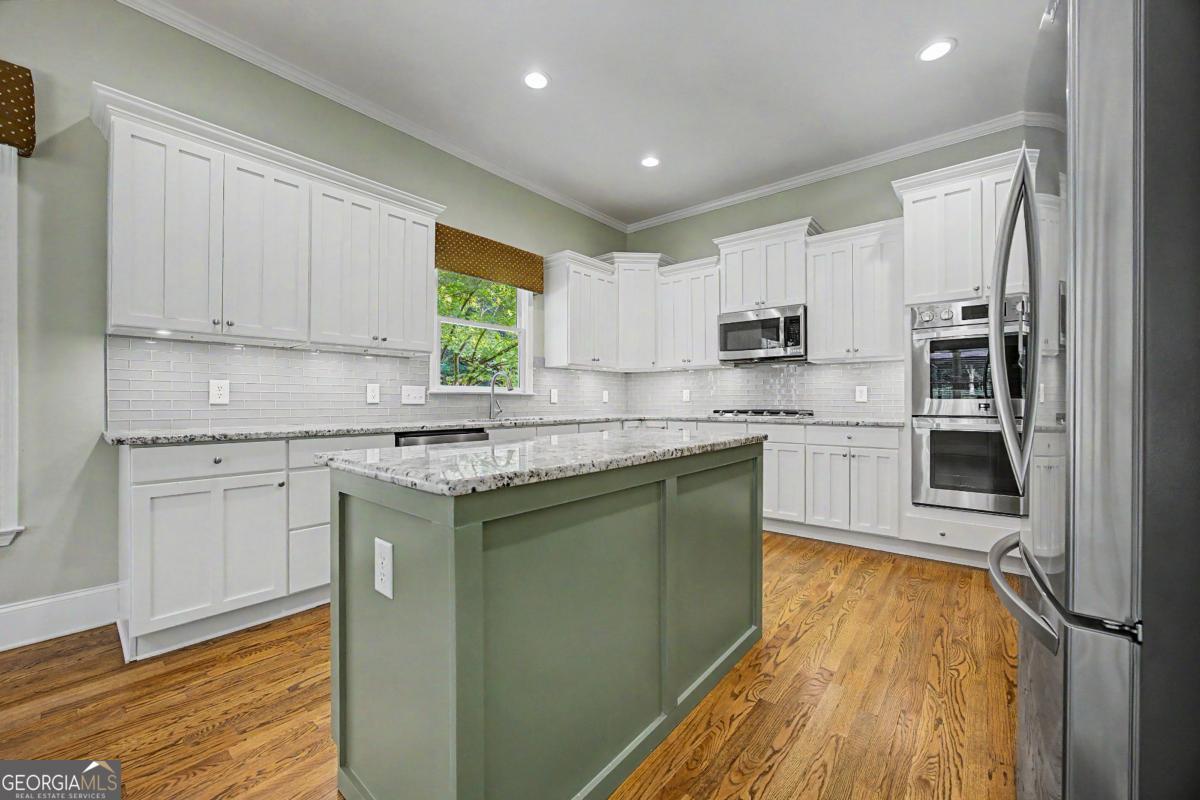 8460 Bethel Ridge Court Property Photo 11