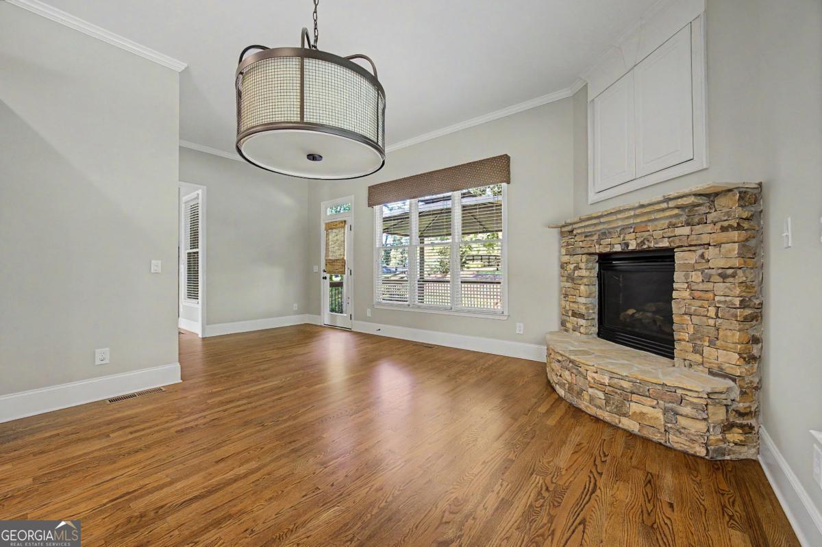 8460 Bethel Ridge Court Property Photo 18