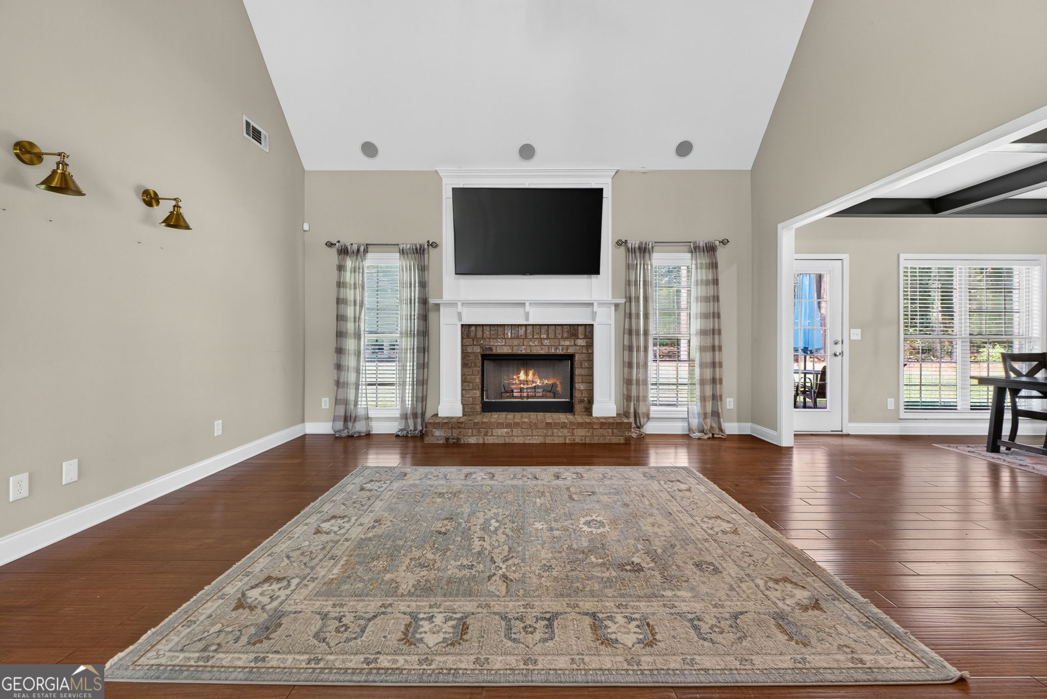 112 Fishers Mill Drive Property Photo 11