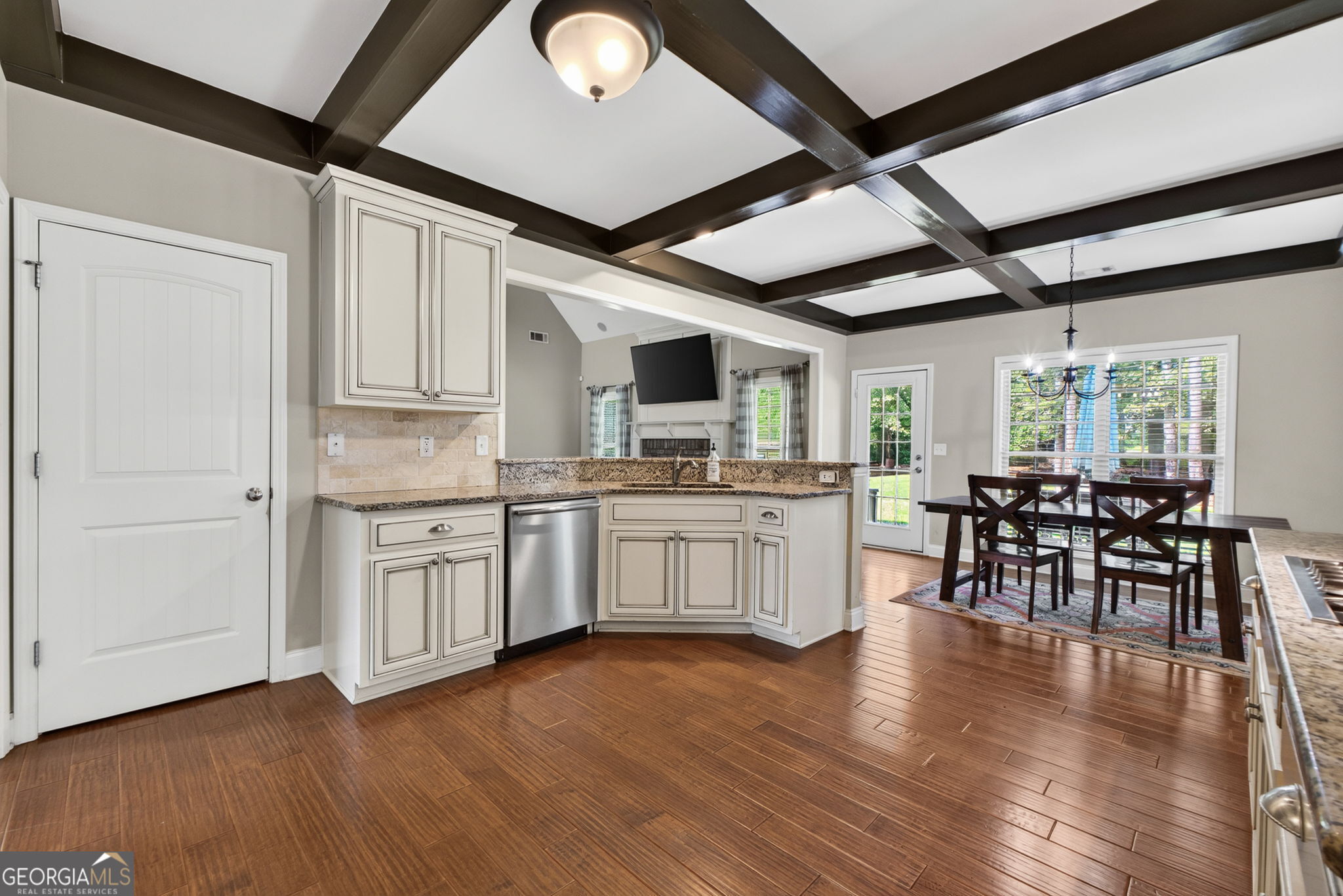 112 Fishers Mill Drive Property Photo 17