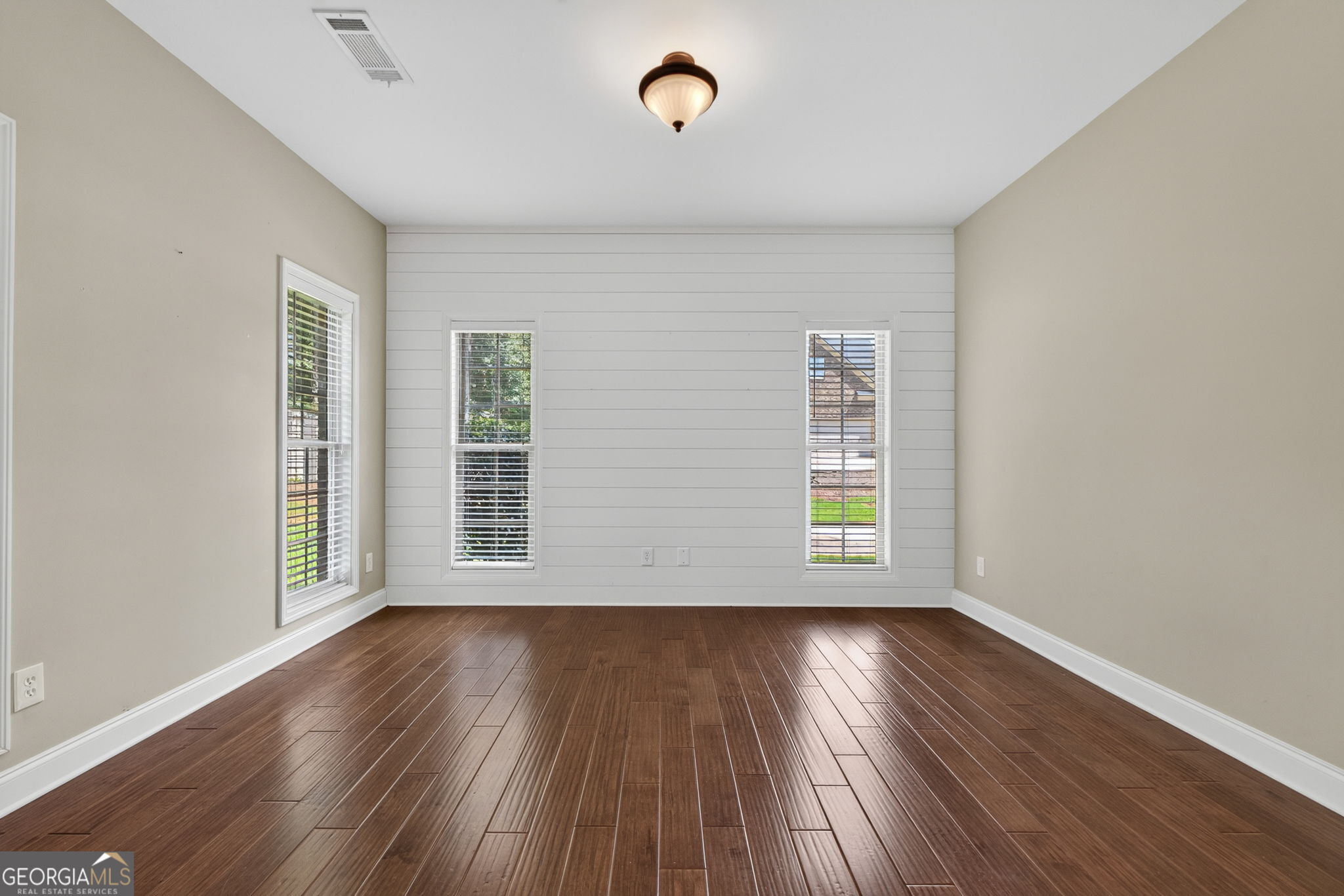 112 Fishers Mill Drive Property Photo 22