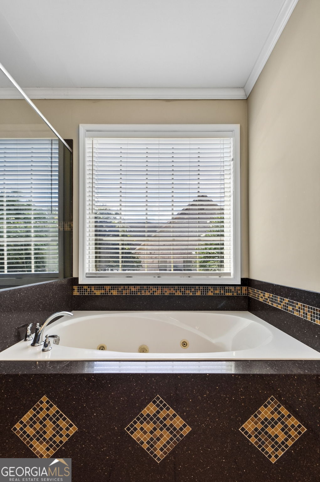 112 Fishers Mill Drive Property Photo 34