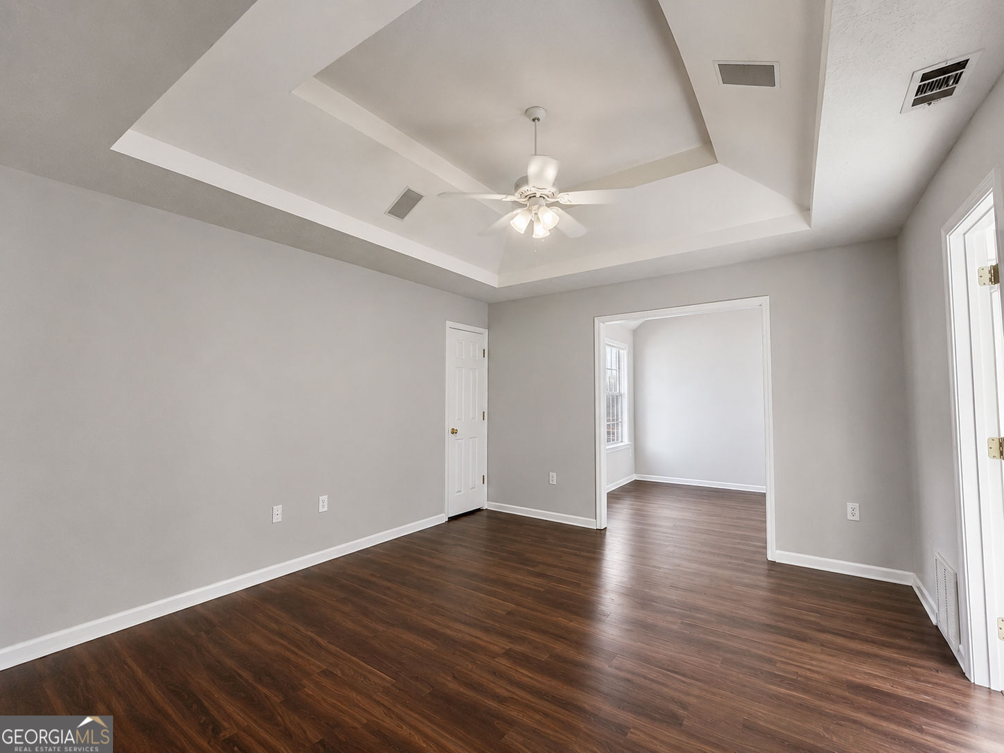 2657 Amberly Glen Drive Property Photo 6