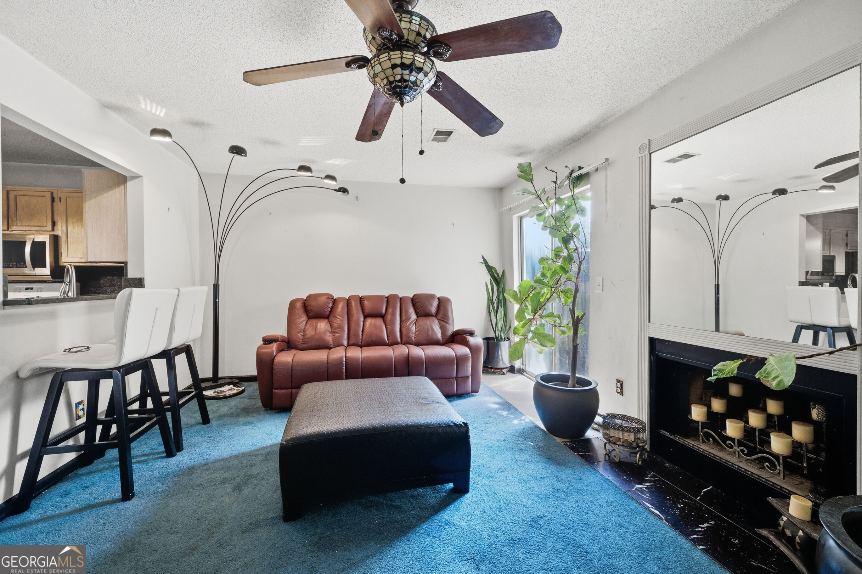 3641 Diamond Circle Property Photo 3