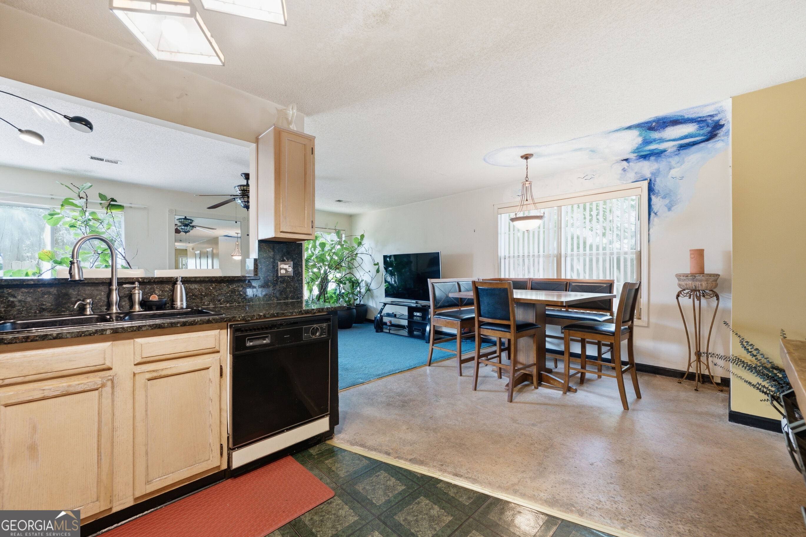 3641 Diamond Circle Property Photo 10