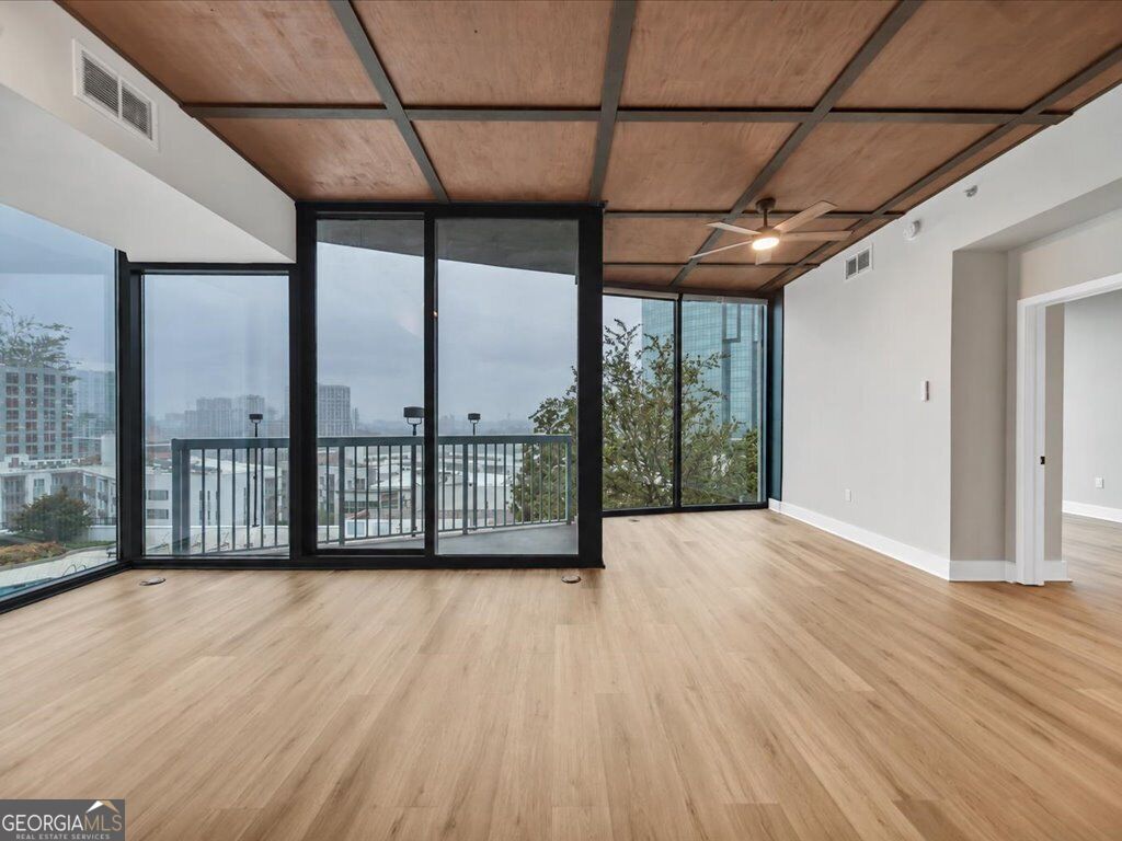 3324 Peachtree Road Ne # 1018 Property Photo 2
