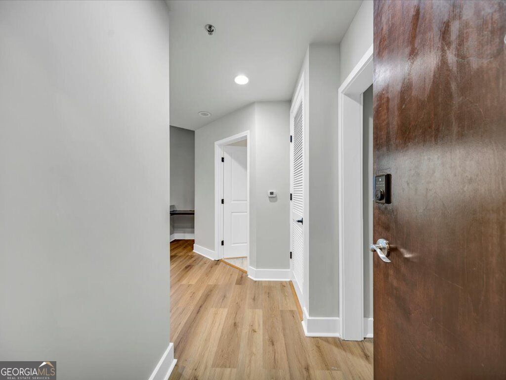 3324 Peachtree Road Ne # 1018 Property Photo 7