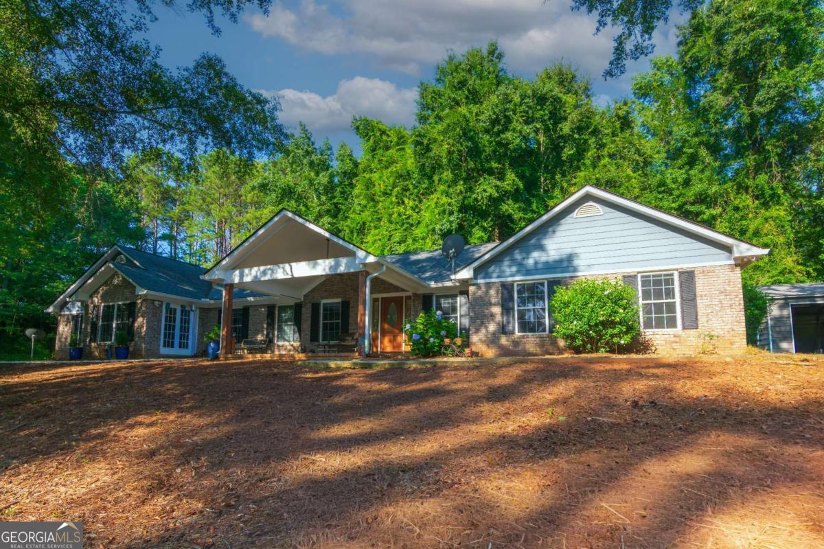 253 Price Road Property Photo 1