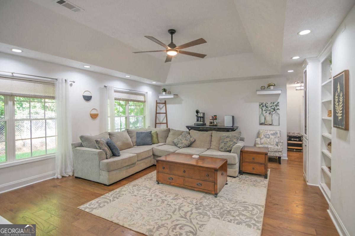 253 Price Road Property Photo 10