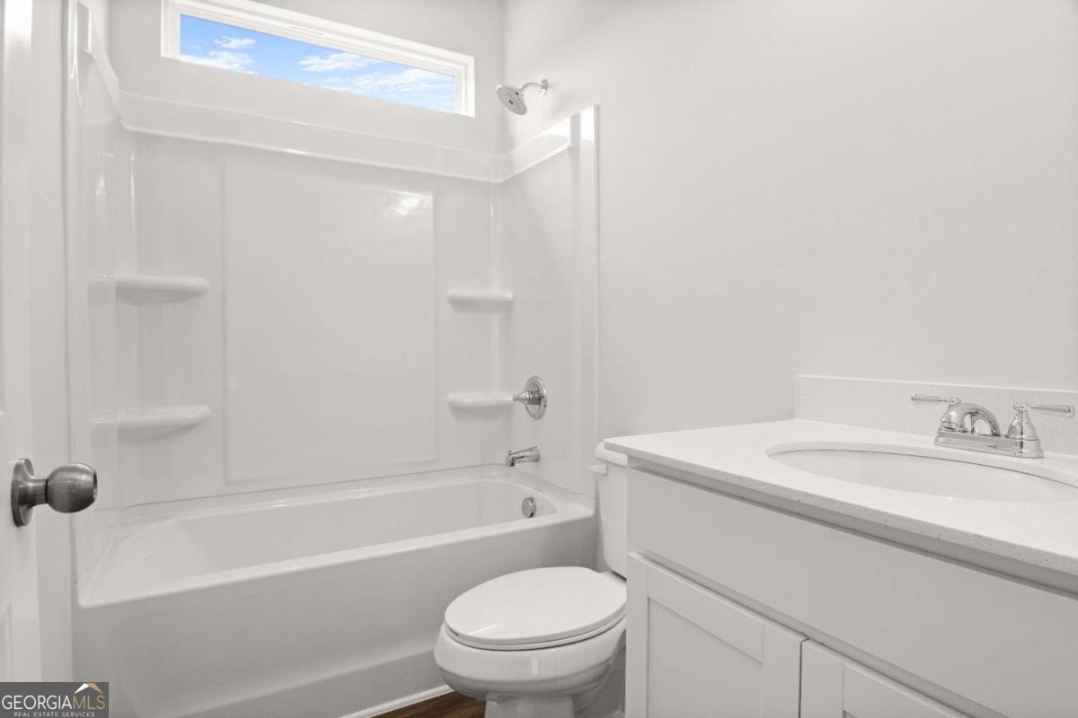 21 Cove Lane Property Photo 8