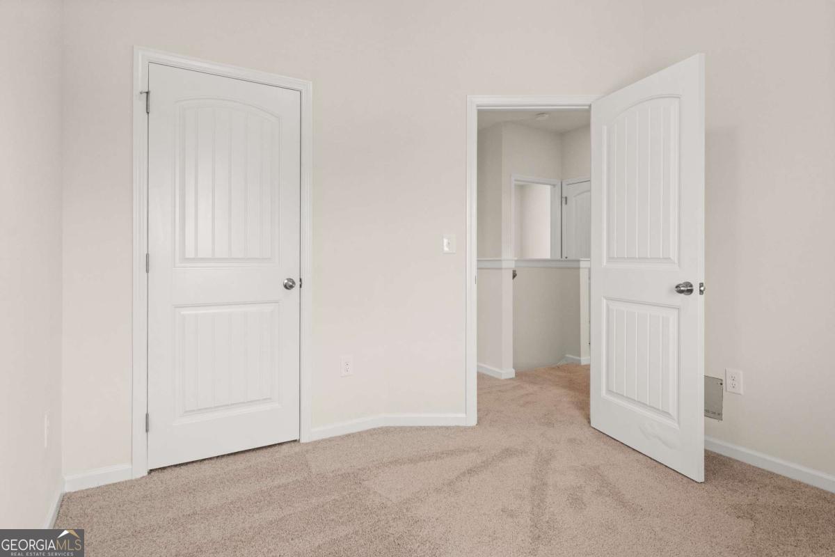 21 Cove Lane Property Photo 10