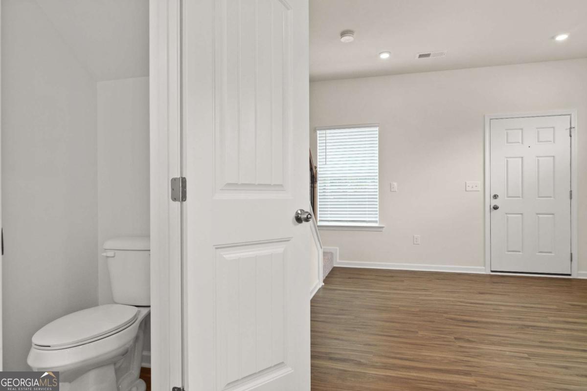 21 Cove Lane Property Photo 13