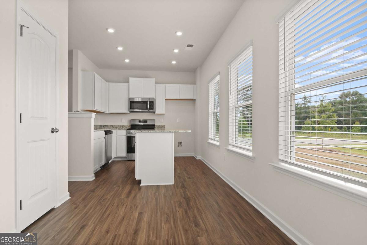21 Cove Lane Property Photo 14