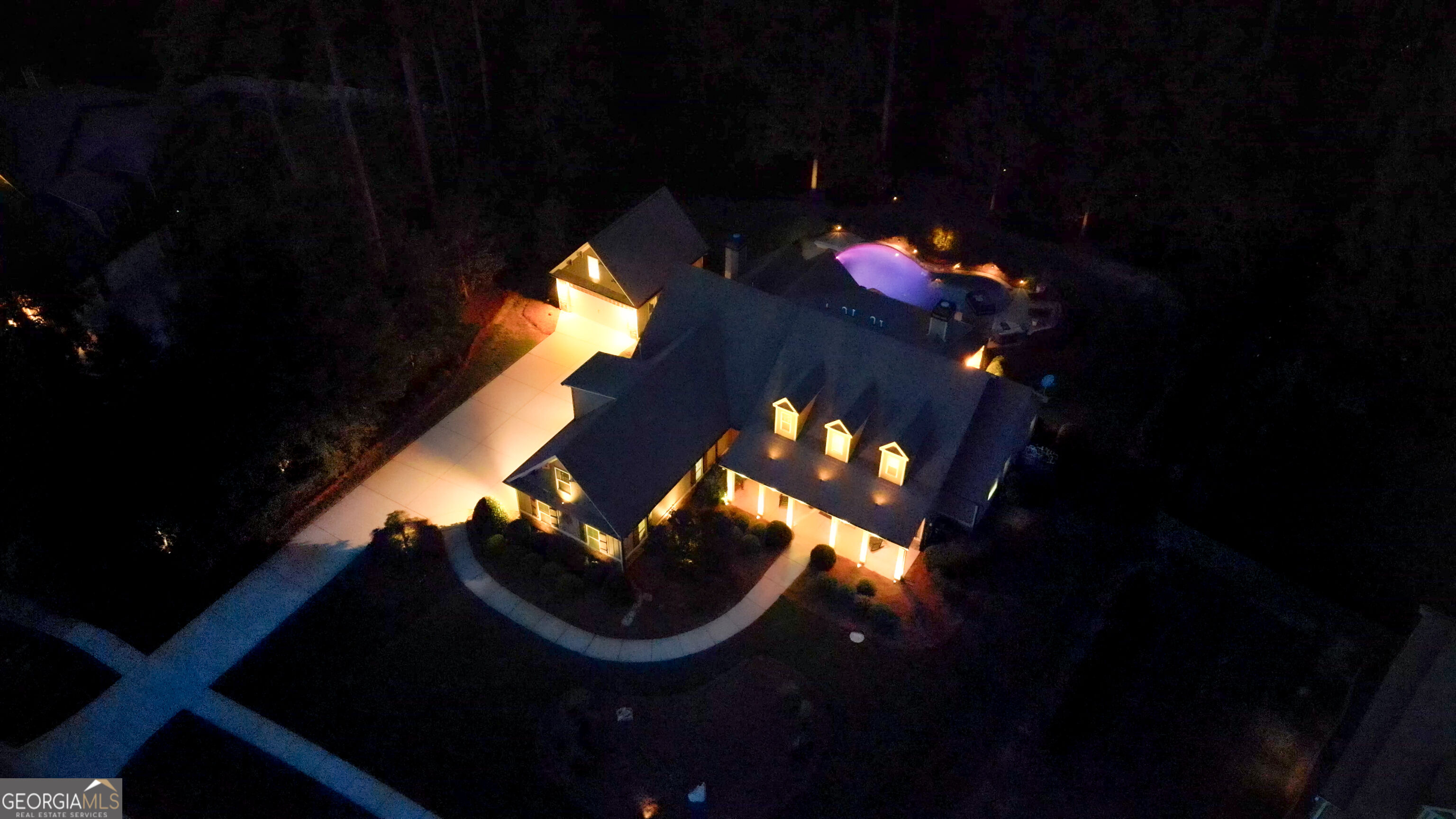 93 Legends Drive Property Photo 5