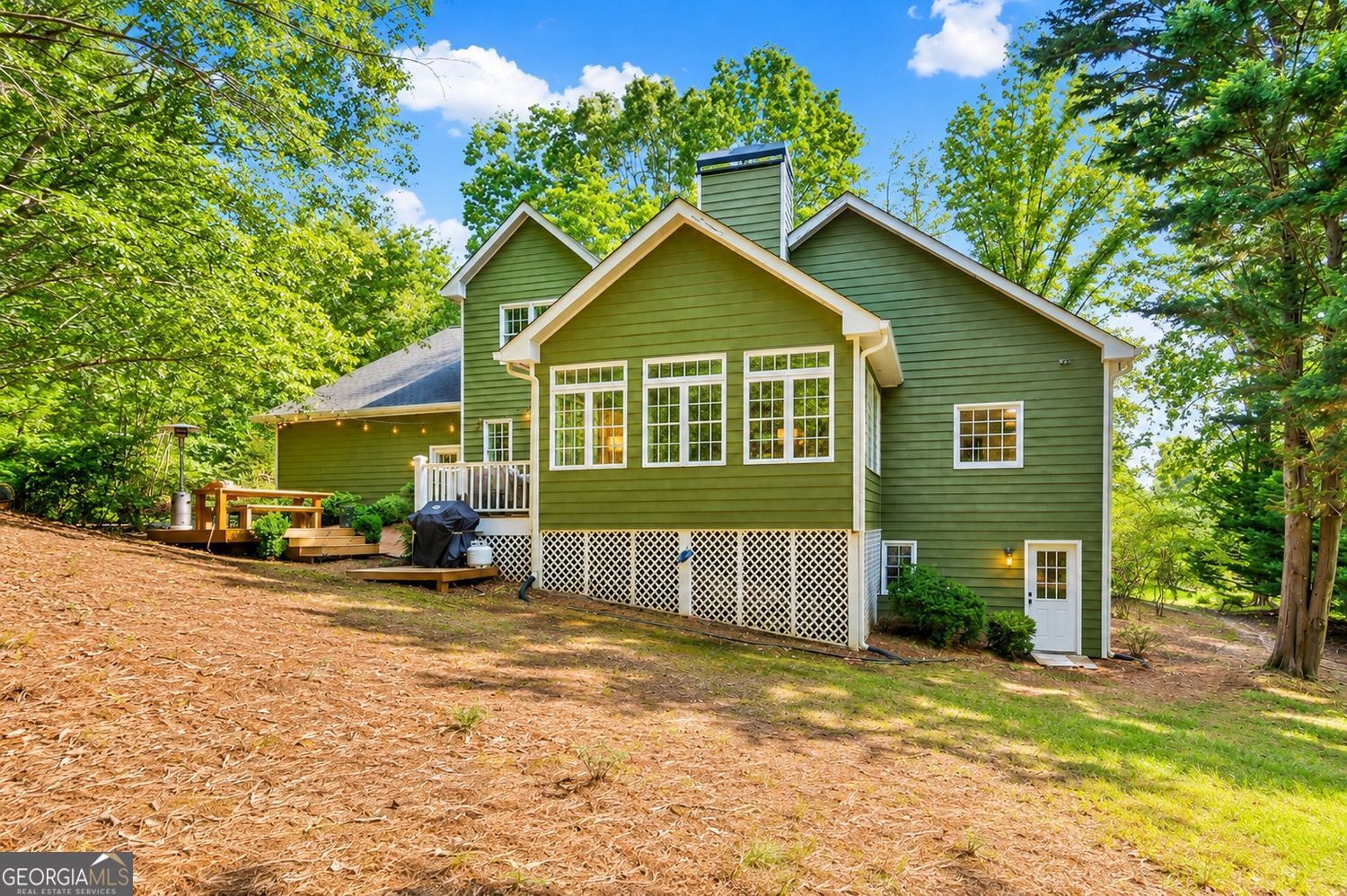 197 Summer Road Property Photo 8