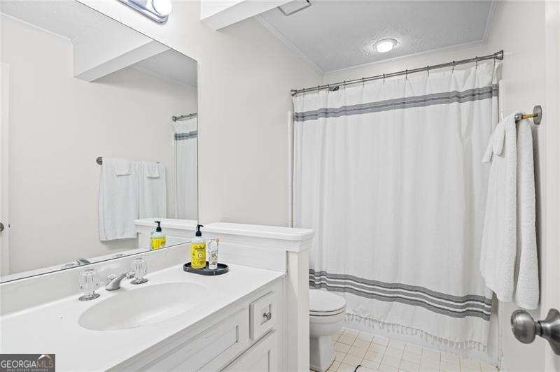 994 Coach House Drive Property Photo 21