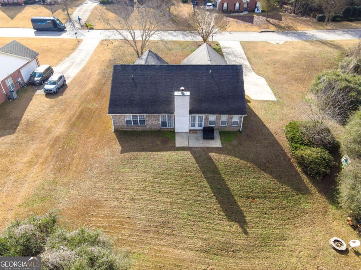 719 Overlook Drive Property Photo 8