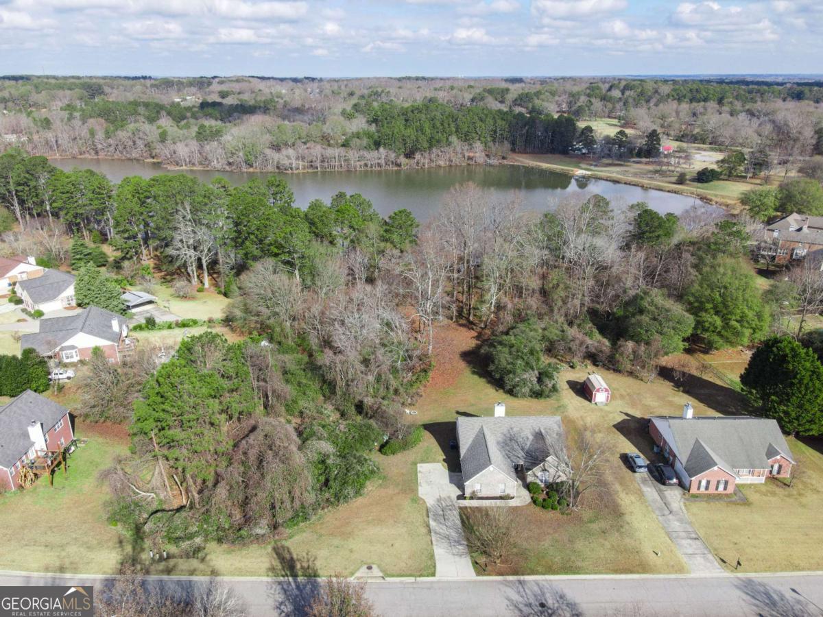 719 Overlook Drive Property Photo 9