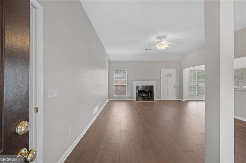 6375 Seymour Place Nw Property Photo 6