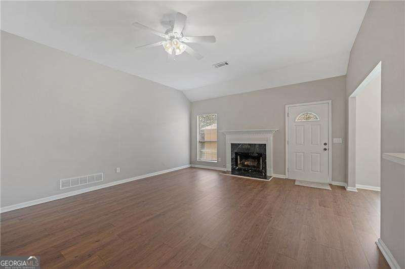 6375 Seymour Place Nw Property Photo 10