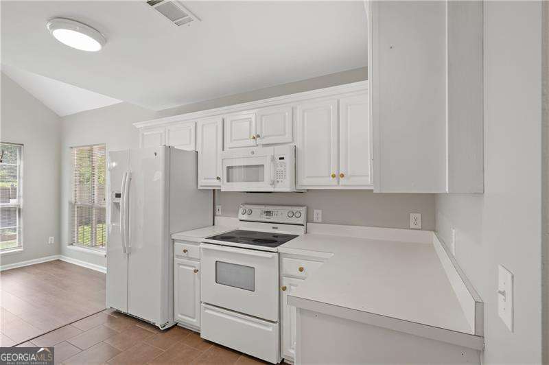 6375 Seymour Place Nw Property Photo 16