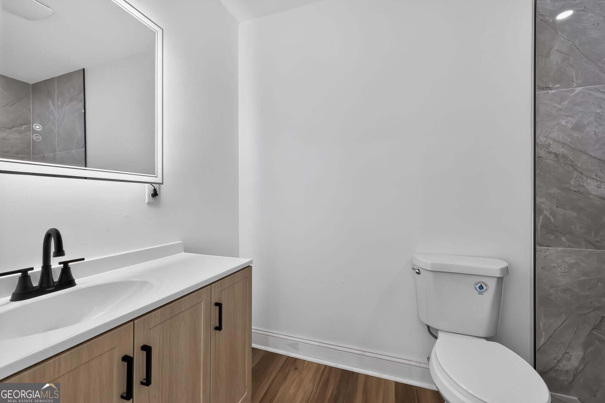 562 Marjorie Place Property Photo 25