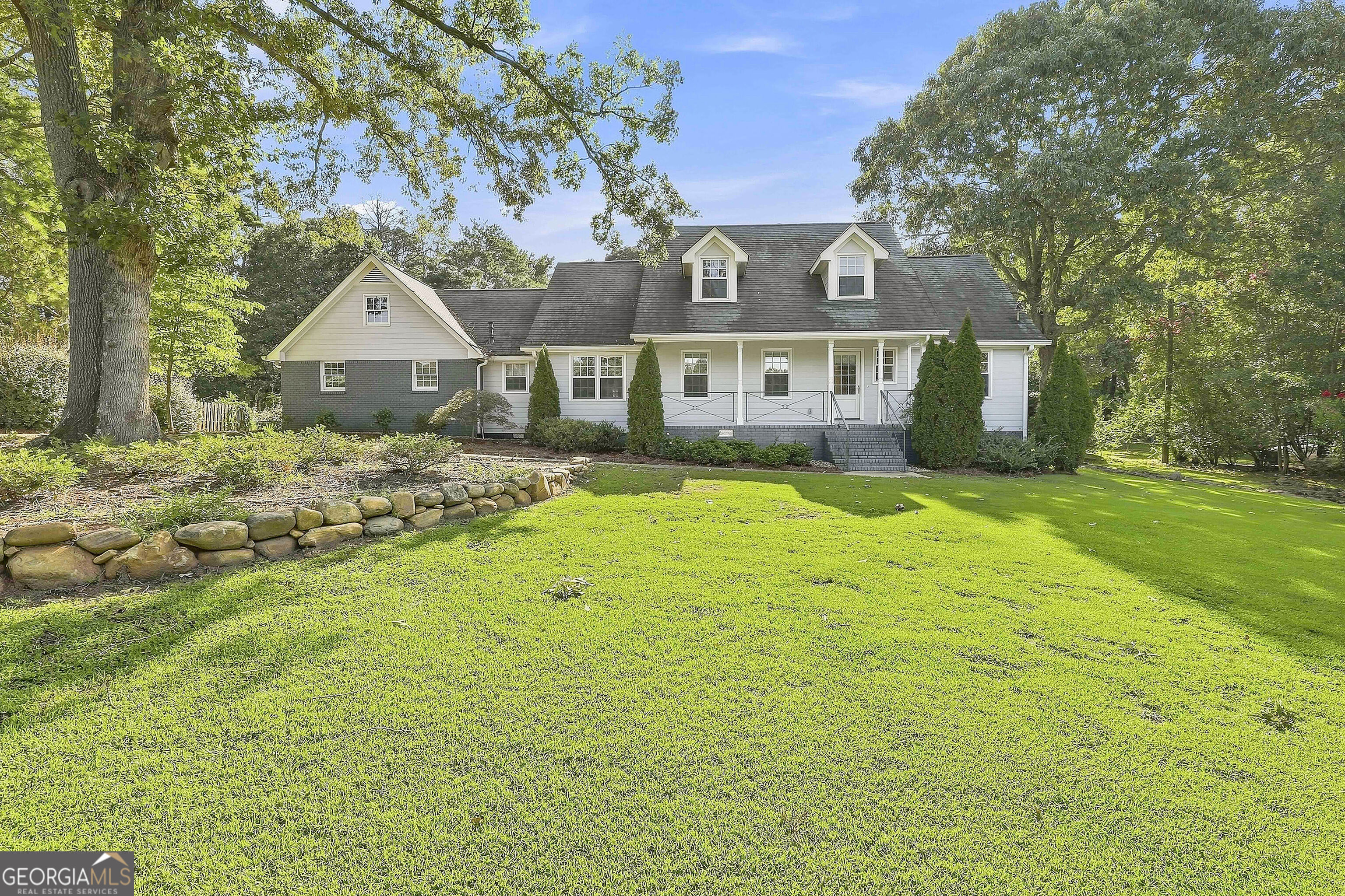 1060 Oak Ridge Drive Property Photo 1